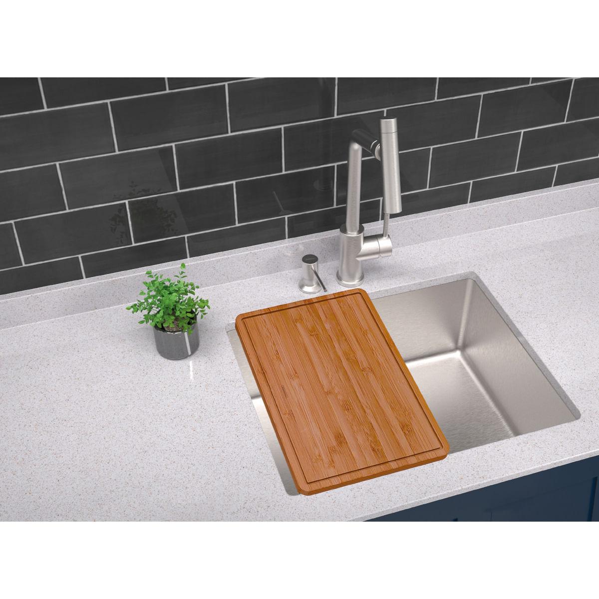 Cuba Quadrum 50 U Undermount Tramontina 50x40x20 cm em Aço Inox com Dosador de Sabão e Tábua