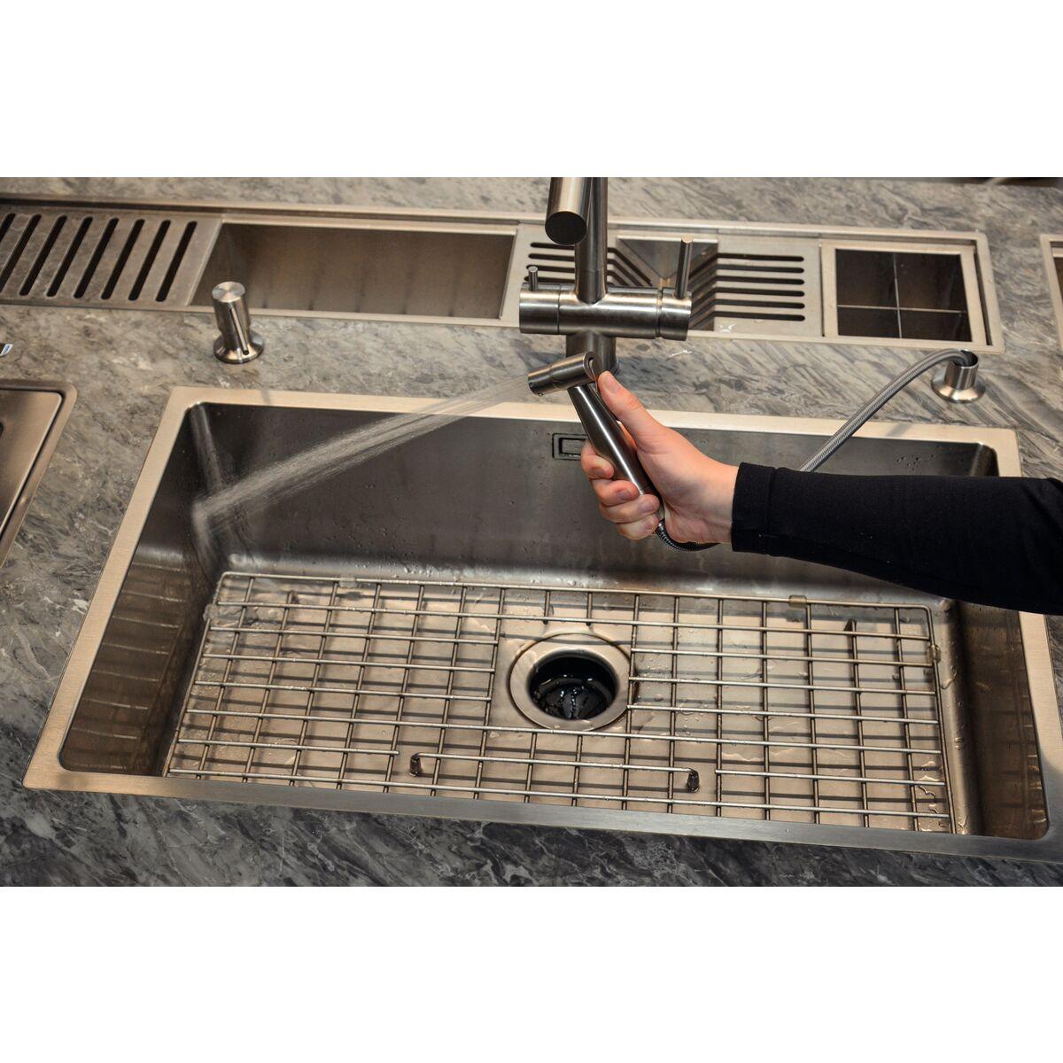 Ducha Manual Tramontina em Aço Inox para Pia de Cozinha