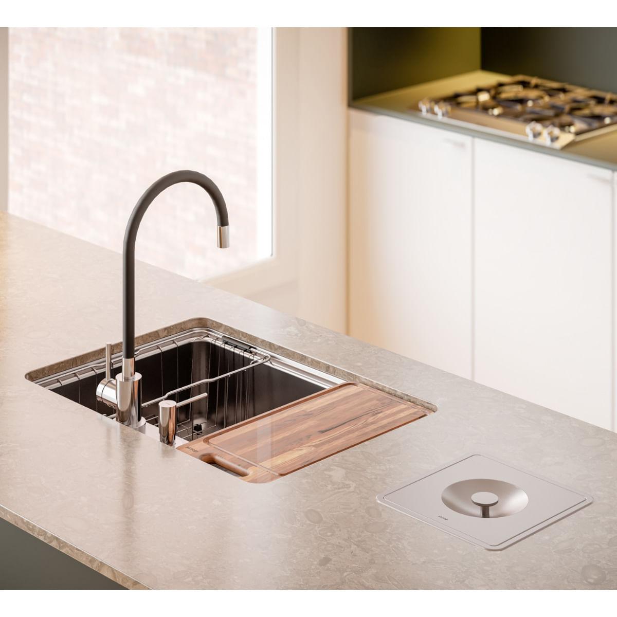 Cuba de Sobrepor ou Embutir Docol Massima 68x48x20 cm em Aço Inox Escovado com Acessórios e Lixeira de Embutir 6 L